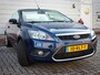 Ford Focus Coupé-Cabriolet 2.0 Limited | Clima | Cruise | Navi | Leer | 17 Inch | Pdc | Voorruitverwarming | Stoelverwarming