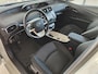Toyota Prius 1.8 Hybrid Dynamic | HUD | Trekhaak | Camera | Lane assist