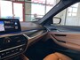 BMW 5-Serie Touring 520i High Executive M Sport | Facelift | Panoramadak | Luxe lederen bekleding | Laser-LED | Nederlands geleverd | Memory seats | Sfeerverlichting | Apple carplay | Adaptief onderstel | Keyless | Cruise control | Climate control | Stoelverwarming | Unieke