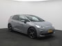 Volkswagen ID.3 Life 58kWh 204pk, Achteruitrijcamera, Adaptive cruise control, Matrix LED, 19" LM, Stoelverwarming, Parkeersensoren, Navigatie, App connect, Keyless entry/start