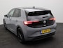 Volkswagen ID.3 Life 58kWh 204pk, Achteruitrijcamera, Adaptive cruise control, Matrix LED, 19" LM, Stoelverwarming, Parkeersensoren, Navigatie, App connect, Keyless entry/start