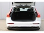 Volvo V60 T6 Recharge AWD Essential Edition |Adaptieve Cruise| Achteruitrijcamera |