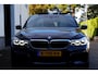 BMW 6-Serie Gran Turismo 640d xDrive 320PK M-Sport*BTW*Perfect BMW Onderh.*€18.700,-NETTO!*Pano/HUD/Massage/H&K/Stoelverw.V+A/Stuurverw./Adapt. LED/Elek. Klep/Memorie/Comfort Stoelen/Dodehoek/Rijstrook/Camera/Apple Carplay-Android/DAB/Sfeer/Standkachel/