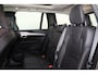 Volvo XC90 T8 Recharge AWD Ultimate Dark - LONG RANGE - Panorama/schuifdak - IntelliSafe Assist & Surround - Harman/Kardon audio - Parkeercamera achter - Verwarmde voorstoelen, stuur & achterbank - Parkeersensoren voor & achter - Elektr. bedienb. voorstoelen met geheugen - Head up display - Draadloze tel. lader - 20' LMV