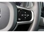 Volvo XC90 T8 Recharge AWD Ultimate Dark - LONG RANGE - Panorama/schuifdak - IntelliSafe Assist & Surround - Harman/Kardon audio - Parkeercamera achter - Verwarmde voorstoelen, stuur & achterbank - Parkeersensoren voor & achter - Elektr. bedienb. voorstoelen met geheugen - Head up display - Draadloze tel. lader - 20' LMV