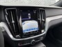 Volvo V60 T6 Recharge AWD Plus Dark | Panoramadak | Harman & Kardon Audio | Adaptive Cruise control| Stoel & stuurverwarming | Achteruitrijcamera | Exterieur styling kit | 19'' Polestar Engineerd velgen |