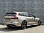 Volvo V60 T6 Recharge AWD Plus Dark, | Panoramadak | 21 inch | Harman & Kardon Audio | Adaptive Cruise control| Stoel & stuurverwarming | Achteruitrijcamera | Exterieur stylingkit |