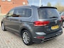 Volkswagen Touran 2.0 TDI DSG Highline Business R R-line Navigatie Camera Acc Dab Led Carplay Sport Comfort Stoelen + Verwarming NL Auto BTW