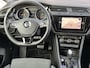 Volkswagen Touran 2.0 TDI DSG Highline Business R R-line Navigatie Camera Acc Dab Led Carplay Sport Comfort Stoelen + Verwarming NL Auto BTW