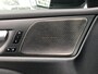Volvo V60 2.0 B3 Plus Dark | Adaptive cruise control | Trekhaak | 360 camera | Standkachel | Panoramadak | Full LED koplampen | Harman/Kardon audio |