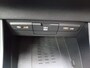 Hyundai i20 1.0 T-GDI Hybrid Comfort Automaat, Airco, Digitaal instrumenten paneel, Carpay/Android auto, Multimedia systeem, Cruise control, Parkeersensoren, Camera, Stoelverwarming, Stuurwiel verwarmd, Elektrische ramen en spiegels(inklapbaar) , Nieuwstaat, Dealer onderhouden, Fabrieksgarantie, BOVAG