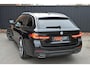 BMW 5-Serie Touring 530e Business Edition Plus | 2023 | 21.000KM | M Sport | Panoramadak | Lederen bekleding | Digitaal Dashboard