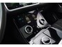 Land Rover Range Rover Velar 3.0 V6 AWD SE | Massage | Stoelverkoeling | Alcantara | Pano
