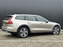 Volvo V60 Cross Country 2.0 B5 AWD Plus Climate Intalisafe 19 inch Harman Kardon Keyless