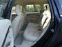Volvo V70 T4 AUT Classic Edition Xenon / Afneembare trekhaak / Navi