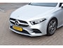 Mercedes-Benz A-klasse 180 AMG Line Panoramadak Automaat