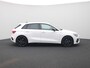 Audi A3 Sportback 30 TFSI S edition | Navigatie | Airco | 19 Inch Velgen Zwart | Optiek zwart pakket | Cruise control | Sportonderstel |