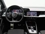 Audi A3 Sportback 30 TFSI S edition | Navigatie | Airco | 19 Inch Velgen Zwart | Optiek zwart pakket | Cruise control | Sportonderstel |