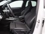 Audi A3 Sportback 30 TFSI S edition | Navigatie | Airco | 19 Inch Velgen Zwart | Optiek zwart pakket | Cruise control | Sportonderstel |