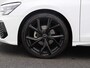 Audi A3 Sportback 30 TFSI S edition | Navigatie | Airco | 19 Inch Velgen Zwart | Optiek zwart pakket | Cruise control | Sportonderstel |