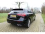 Mercedes-Benz A-klasse 250 e Premium Plus | AMG Sfeerverlichting | Cruise control | Voorstoelen verwarmd |
