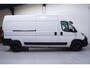 Fiat Ducato 2.2 MultiJet 140 pk L3H2 Black&White Edition Airco Cruise Control, 18" LMV Zwart, Sidebars, Zonneklep, 3-Zits Nieuw