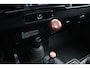 Land Rover Defender 90 | BENZINE/LPG | 6 PERSOONS | LEDER | ALCANTARA | KANTELDAK | PDC | BLUETOOTH |