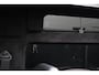 Land Rover Defender 90 | BENZINE/LPG | 6 PERSOONS | LEDER | ALCANTARA | KANTELDAK | PDC | BLUETOOTH |