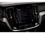 Volvo V60 2.0 T6 Plug-in hybrid AWD Plus Dark | Long range | Adaptieve cruise control | Panorama dak | Stoel/stuur verwarming | Sport Stoelen | 19" |