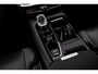 Volvo V60 2.0 T6 Plug-in hybrid AWD Plus Dark | Long range | Adaptieve cruise control | Panorama dak | Stoel/stuur verwarming | Sport Stoelen | 19" |