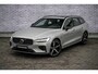 Volvo V60 2.0 T6 Plug-in hybrid AWD Plus Dark | Long range | Adaptieve cruise control | Panorama dak | Stoel/stuur verwarming | Sport Stoelen | 19" |