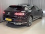 Volkswagen Arteon Shooting Brake 1.4 TSI eHybrid R-Line Business+ 19"/Panoramadak/Trekhaak/Head up/Stuurverwarming + stoel v+a/LED+/ 360 camera/PDC v+a/Dynamic Chassis/Apple Carplay & Android Auto