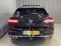 Volkswagen Arteon Shooting Brake 1.4 TSI eHybrid R-Line Business+ 19"/Panoramadak/Trekhaak/Head up/Stuurverwarming + stoel v+a/LED+/ 360 camera/PDC v+a/Dynamic Chassis/Apple Carplay & Android Auto