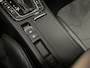 Volkswagen Arteon Shooting Brake 1.4 TSI eHybrid R-Line Business+ 19"/Panoramadak/Trekhaak/Head up/Stuurverwarming + stoel v+a/LED+/ 360 camera/PDC v+a/Dynamic Chassis/Apple Carplay & Android Auto