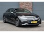 Mercedes-Benz EQE 300 Luxury Line 89 kWh | Distronic Pro | Memory | Trekhaak | Leder | Camera | Dodehoekassistent | Verwarmd Stuurwiel | Keyless Go | Warmtepomp |