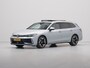 Volkswagen Passat Variant 1.5 eTSI 150pk DSG R-Line Business Panorama Navigatie Trekhaak Camera Carplay Stoelverwarming