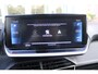Peugeot 208 1.2 100PK AUTOMAAT ALLURE PACK | NAVIGATIE 10" TOUCHSCREEN | APPLE CARPLAY/ANDROID AUTO | ACHTERUITRIJ CAMERA | DAB+ RADIO | CLIMATE CONTROL | LICHTMETALEN VELGEN | CRUISE CONTROL | 3-D INSTRUMENTENPANEEL |
