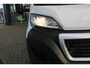 Peugeot Boxer 2.2 BlueHDi 165PK L3 3.5T | BAKWAGEN | IDEAAL ALS LOEMPIA KAR/SNACK WAGEN | NAVIGATIE | CLIMATE CONTROL | CRUISE CONTROL | DAB+ RADIO | GEVEERDE BESTUURDERSSTOEL | 3-ZITS | NIEUWE BUS! 2024 |