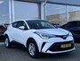 Toyota C-HR 1.8 Hybrid Active | 1e Eigenaar | Nieuw Geleverd | Navigatie | Adaptive Cruise Control | Camera | 10 Jaar Garantie |