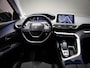 Peugeot 5008 1.6 PureTech Allure (7-PERSOONS, TREKHAAK, ACHTERUITRIJCAMERA, APPLE CARPLAY / ANDROID AUTO, NAVIGATIESYSTEEM, NAP)