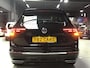Volkswagen Tiguan 2.0 TDI 4Motion Highline I R Line I 240 Pk I 3e Eigen I Pano I Digital Dash I Navi I 360 Cam. I Compl Onderhoud