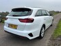 Kia Ceed Sw 1.0 T-GDi 120pk MHEV DCT7 DynamicLine | Navigatie | Apple carplay/ Android auto | Camera | Climate control | All-season banden | NAP | Rijklaar prijs!