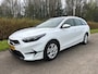 Kia Ceed Sw 1.0 T-GDi 120pk MHEV DCT7 DynamicLine | Navigatie | Apple carplay/ Android auto | Camera | Climate control | All-season banden | NAP | Rijklaar prijs!