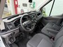 Ford Transit GB 350 L2H2 TDCi 105pk FWD Trend/ Trekhaak met 2500KG trekgewicht/ Parkeersensoren V+A/ DAB/ Cruise control/ 3 Zitplaatsen/ Airco/ Origineel NL/ NAP