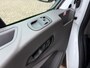 Ford Transit GB 350 L2H2 TDCi 105pk FWD Trend/ Trekhaak met 2500KG trekgewicht/ Parkeersensoren V+A/ DAB/ Cruise control/ 3 Zitplaatsen/ Airco/ Origineel NL/ NAP