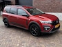Dacia Jogger 1.0 TCe Extreme 7-Persoons / 110 PK / Navigatie + Camera / Climate Control / Cruise control / Keyless
