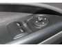 Ford Transit Connect 1.5-75pk TDCI L1 Trend. Dames en heren ondernemers, let op: nette bedrijfswagen, goed voor nog jaren veilig en plezierig vervoer ! Airco, telefoonvoorb., trekhaak, imperiaal, laadruimte betimmerd etc.