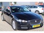 Jaguar XE 2.0 D Pure !!DEALER ONDERHOUDEN!! Navigatie, Camera, Afneembare trekhaak, Cruise control