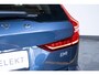 Volvo V60 B4 Automaat Plus Dark | Trekhaak semi Elektrisch | Stoel- en stuurverwarming | Elektrische achterklep | Parkeercamera | Verwarmde achterbank | Wegklapbare trekhaak | Google infotainment
