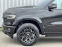 Dodge Ram 1500 pick up 4x4 Crew Cab Limited Black Pack